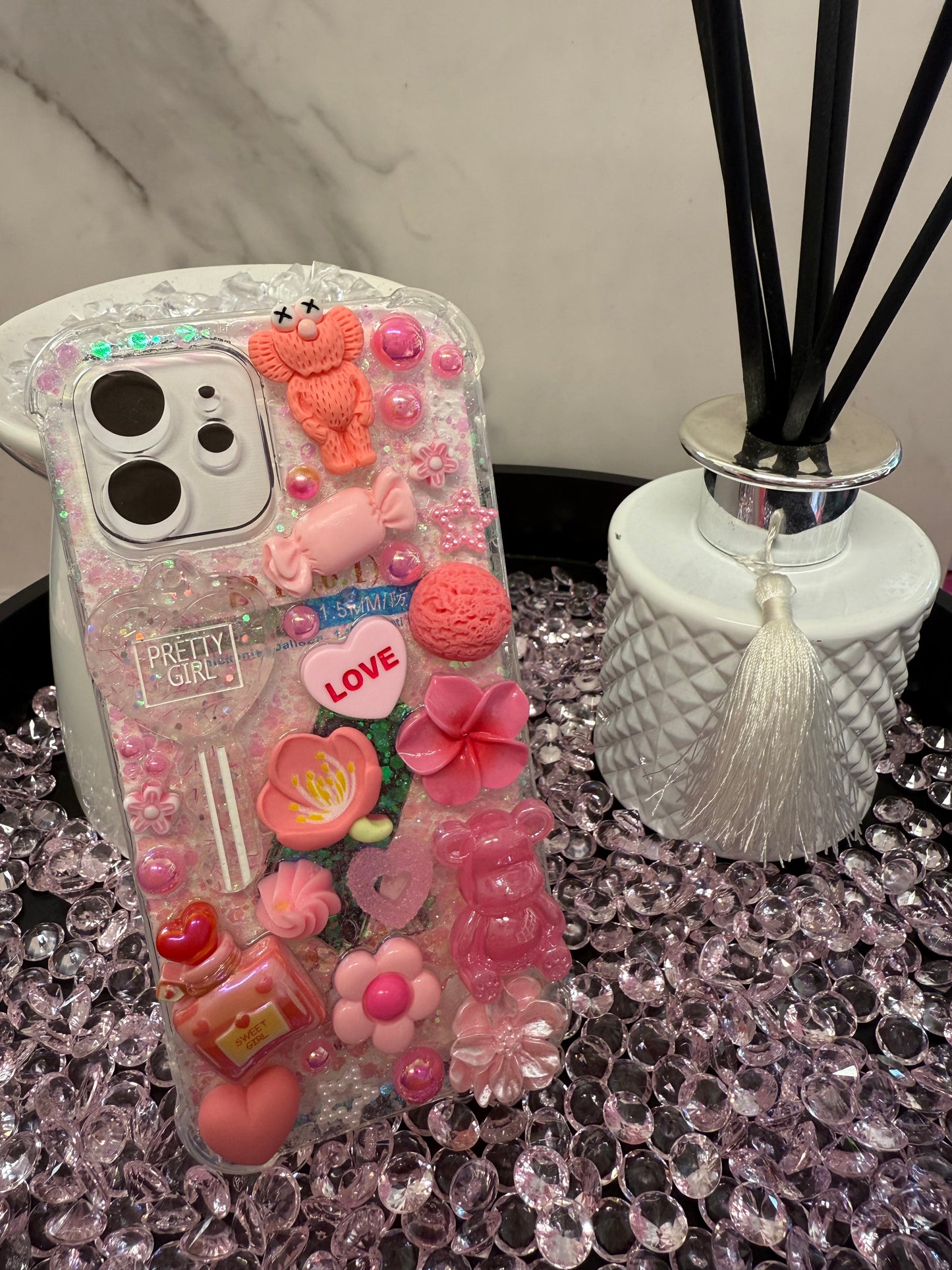 iPhone 12- Pretty girl