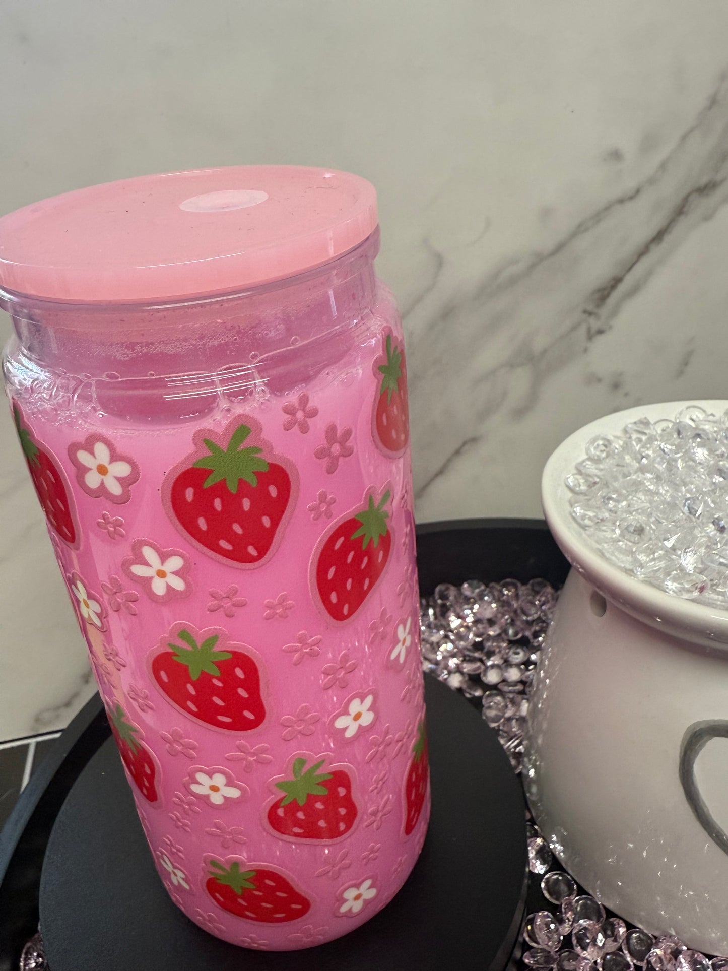 Strawberry- 16oz Plastic SnowGlobe Tumbler