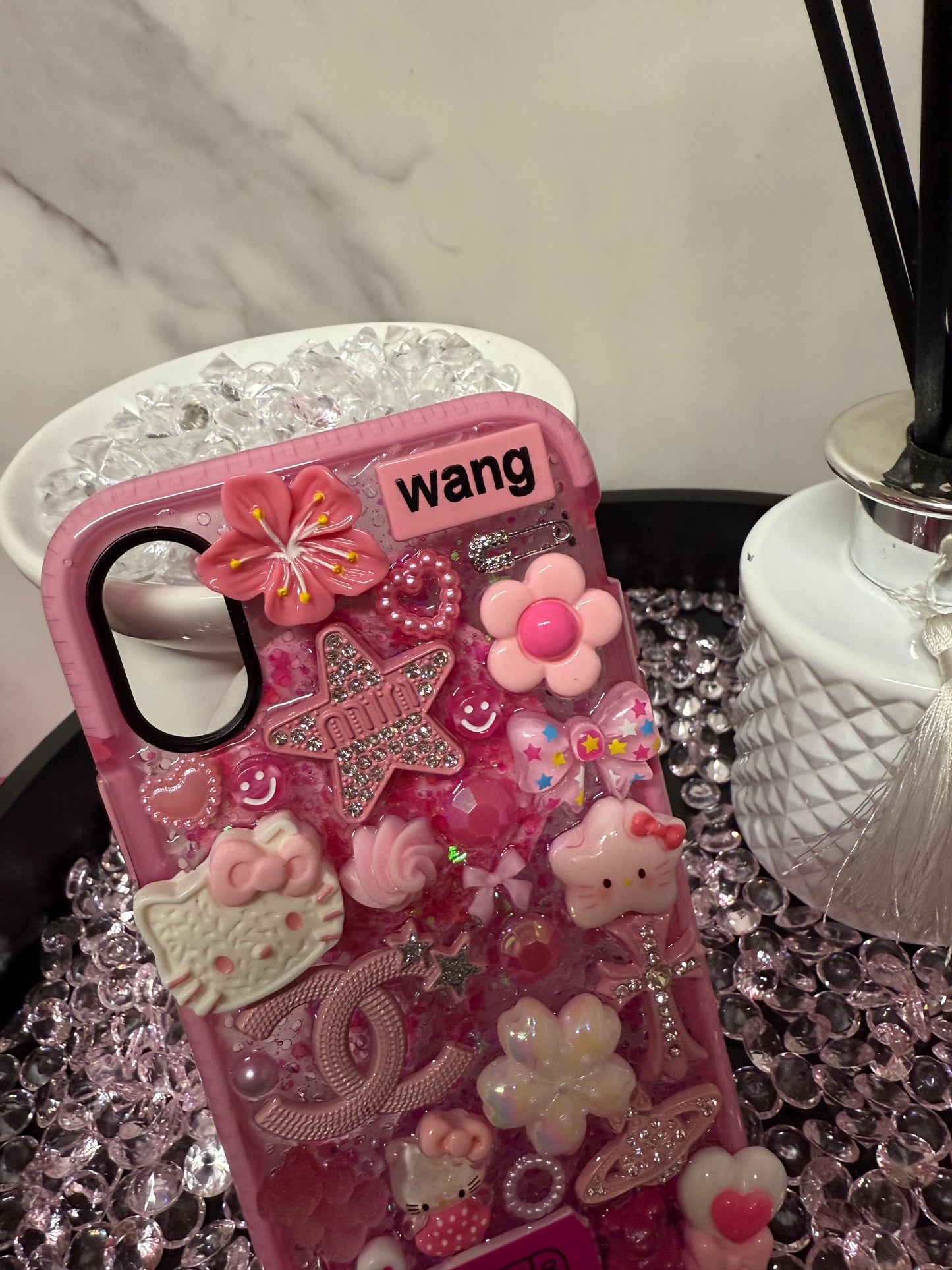 iPhone XR- Pink Lonely Hearts