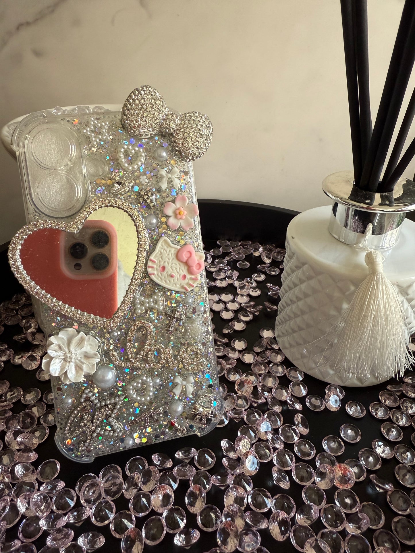iPhone 16 - Silver Queen