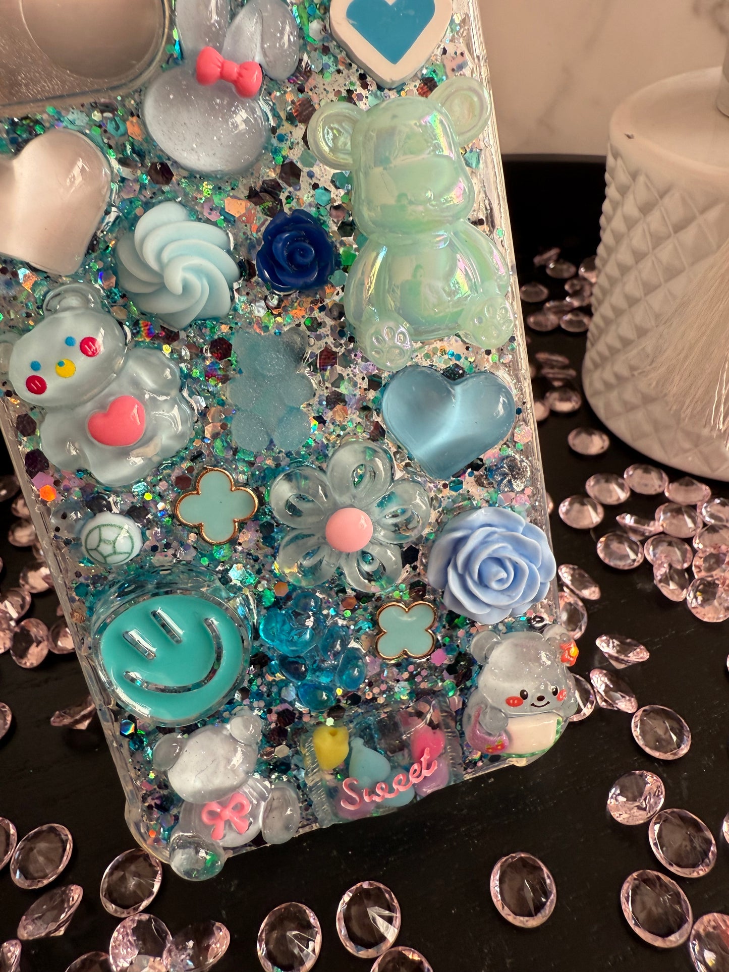 iPhone 13 - Blue Mania