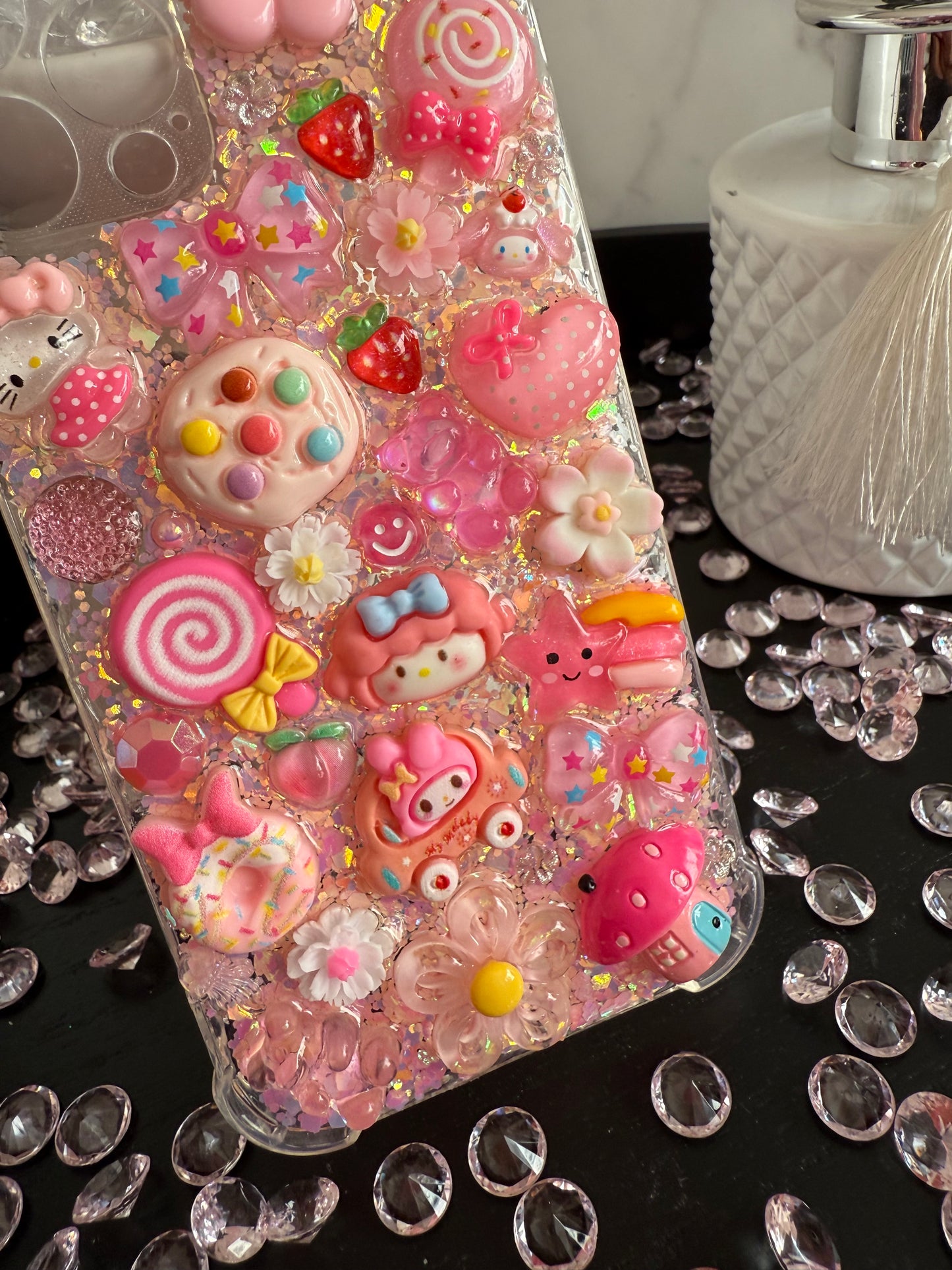 iPhone 12 Pro - Pink Chaos