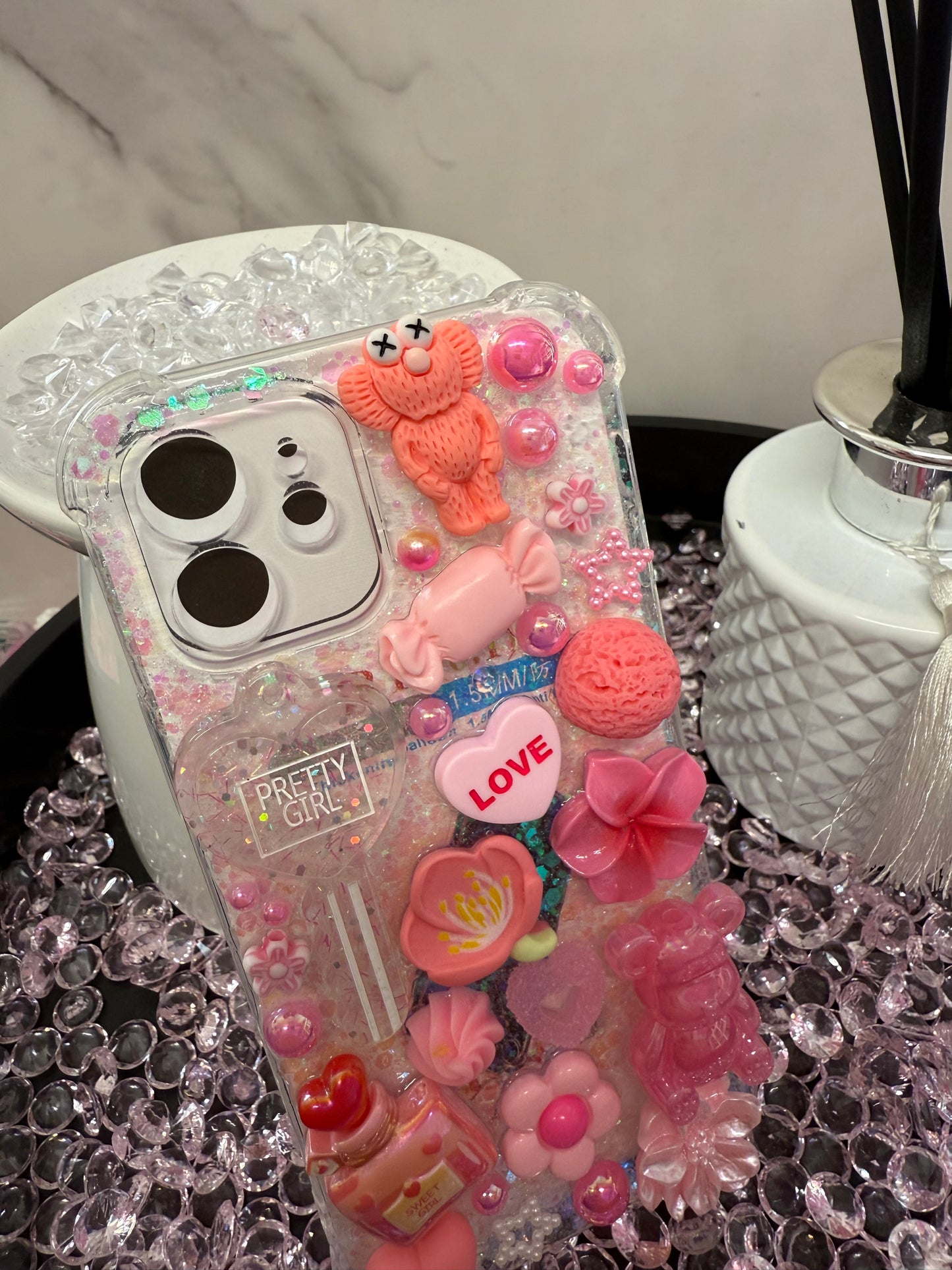 iPhone 12- Pretty girl