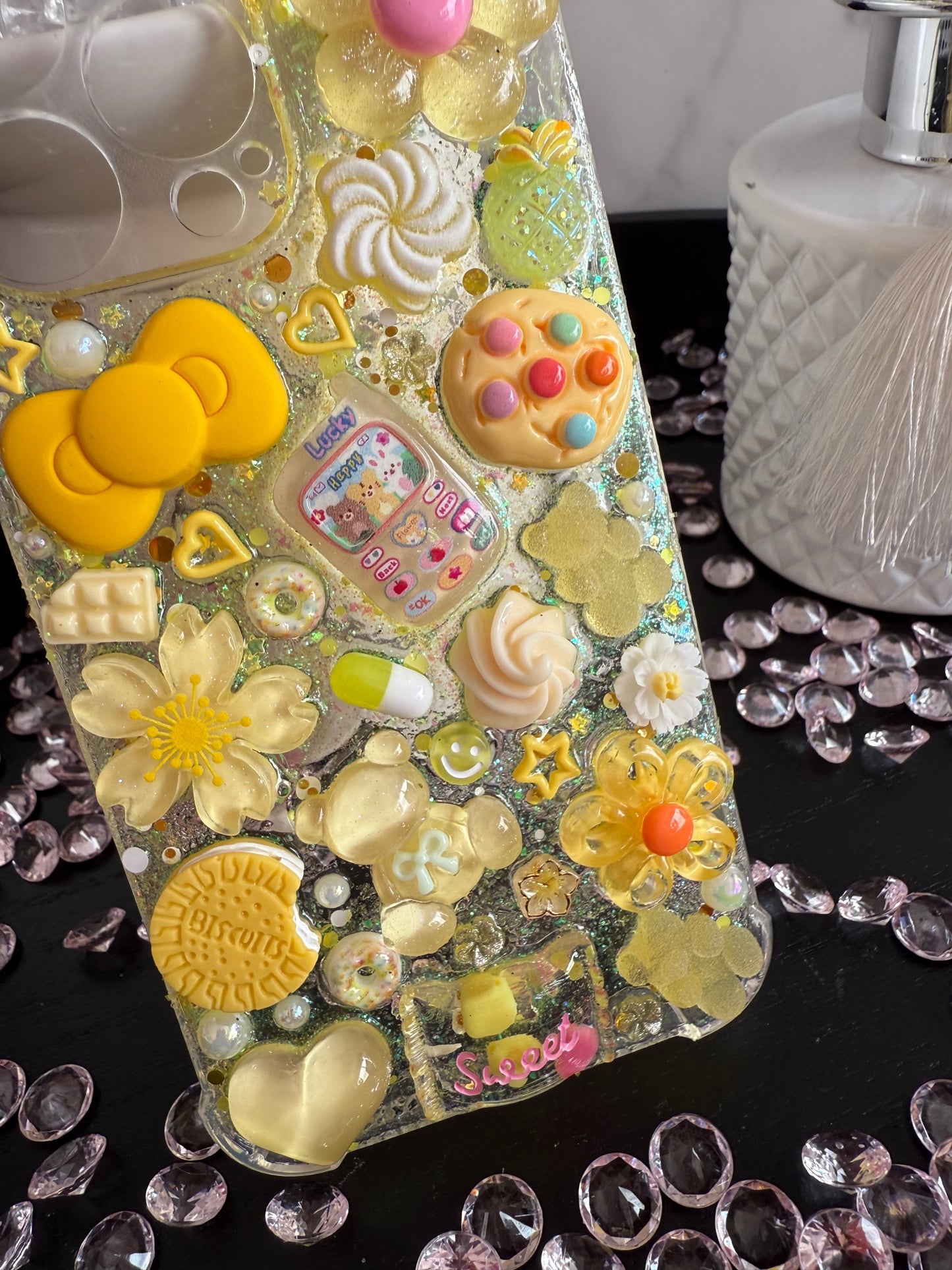 iPhone 13 Pro - Yellow Mania