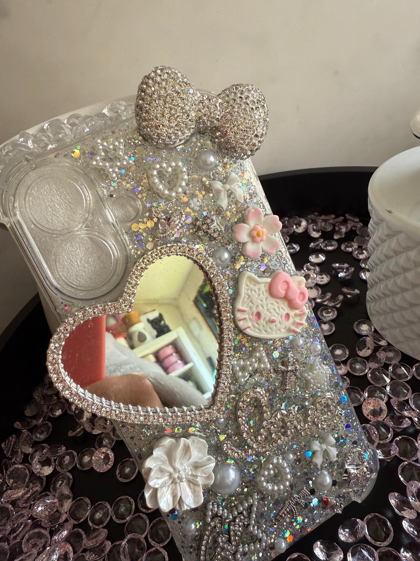 iPhone 16 - Silver Queen