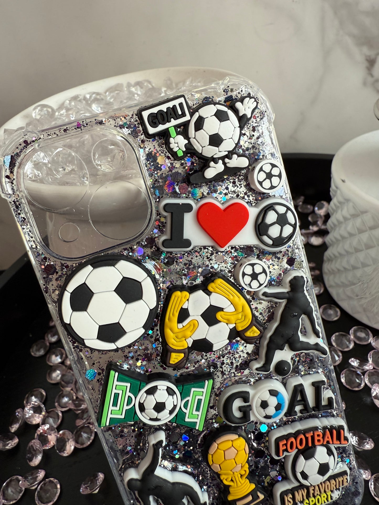 iPhone 13 - Football Madd