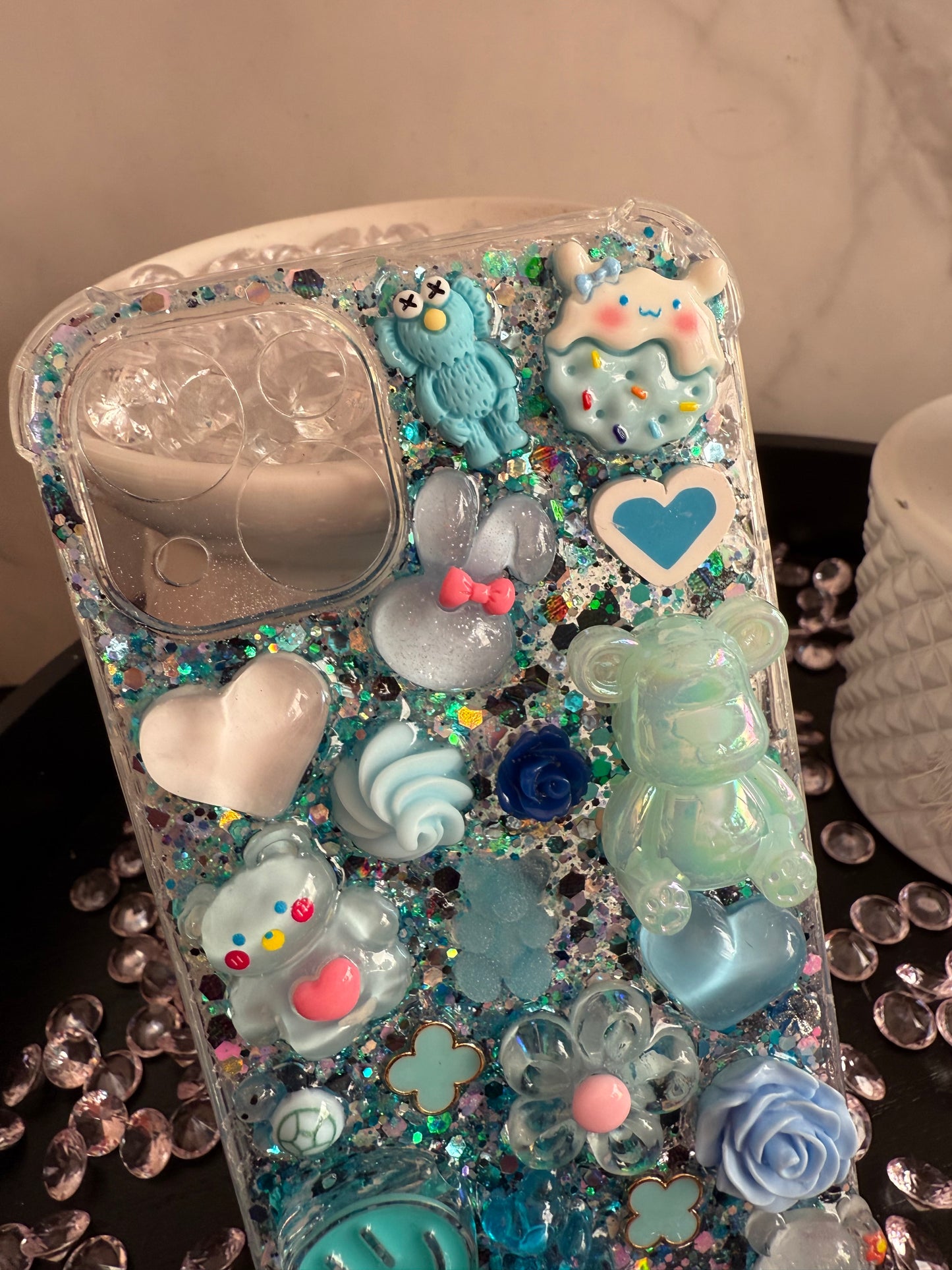 iPhone 13 - Blue Mania