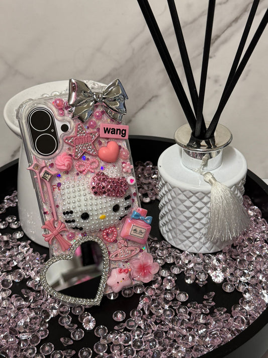 iPhone 16 plus- Hello Kitty